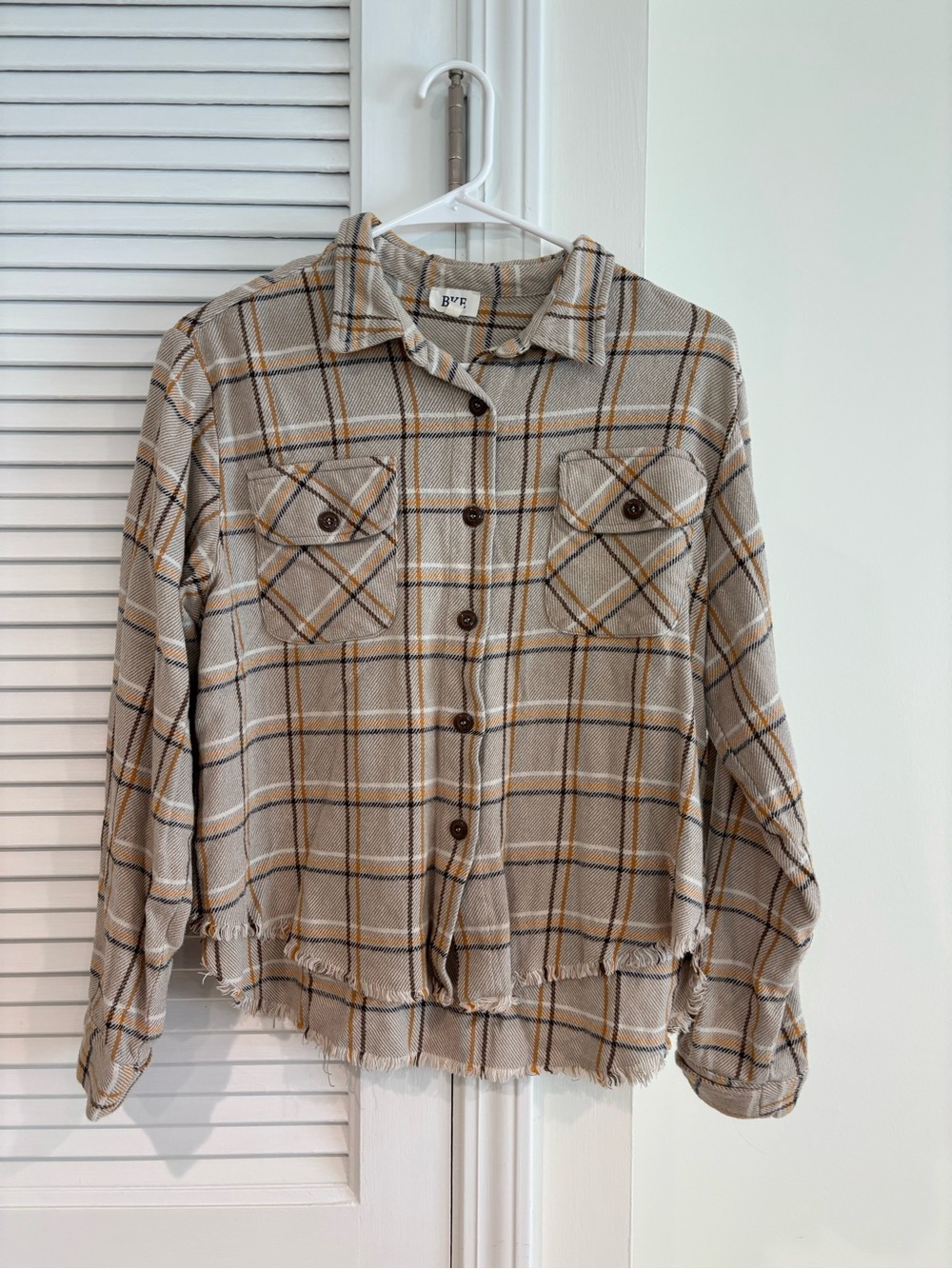 BKE Beige Plaid Button-Front Shacket